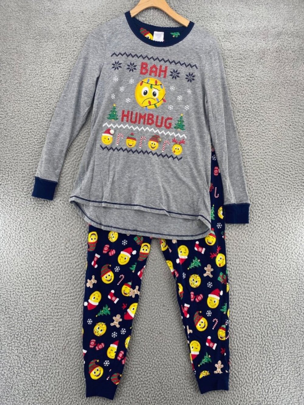 Secret Treasures Pajama Set Womens Small Ugly Sweater Emoji Sweatpants Christmas